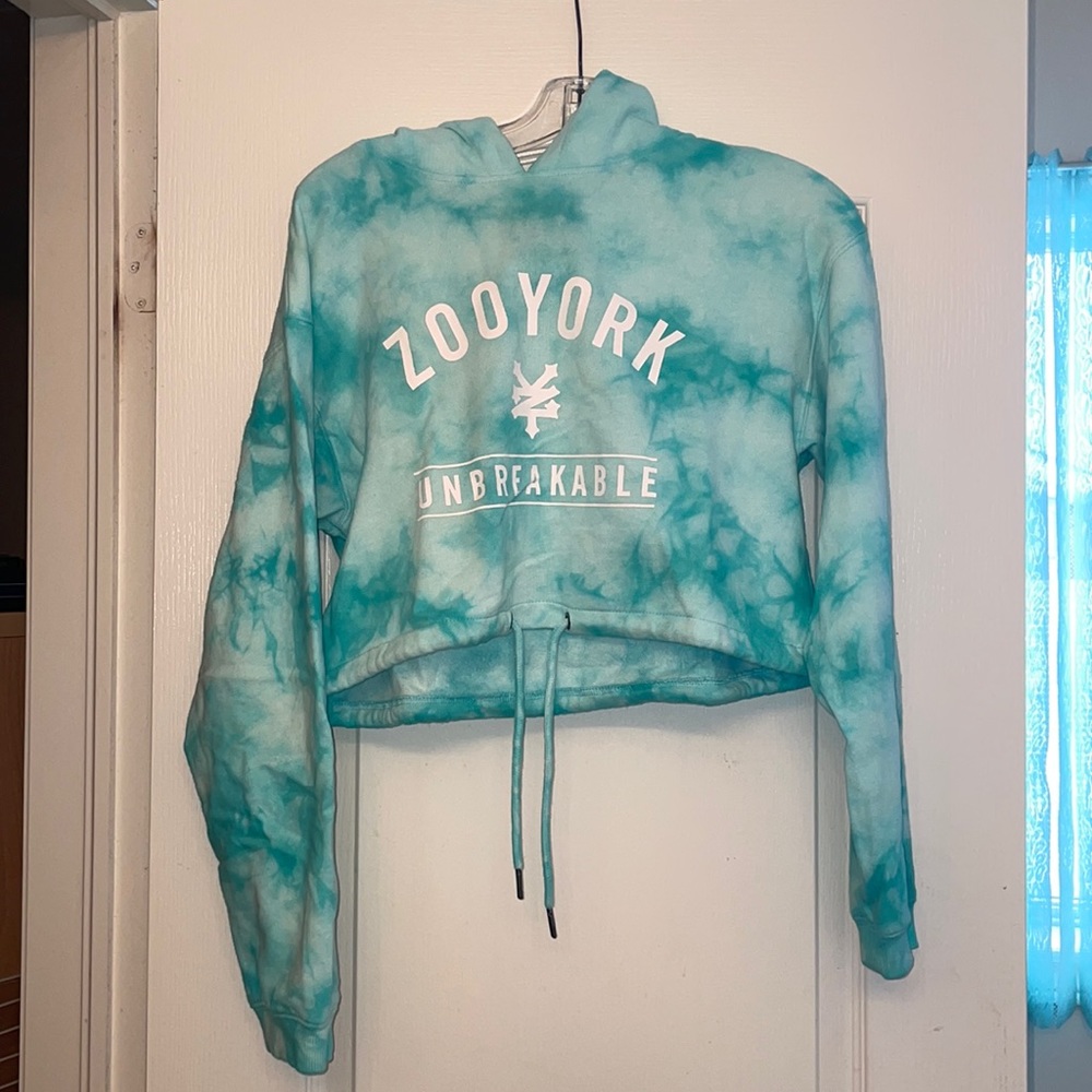 💜CROPPED BLUE TYE DYE HOODIE